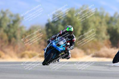 media/Jan-08-2022-SoCal Trackdays (Sat) [[1ec2777125]]/Turn 7 (1035am)/